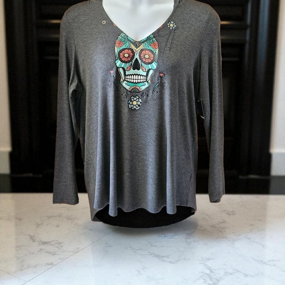 Torrid Plus size gray super soft long sleeve open Vneck hooded floral skull Top